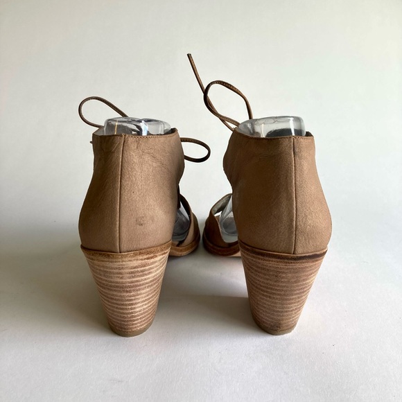 Eileen Fisher Cream Leather Heeled Slingbacks size 10 - Picture 9 of 16